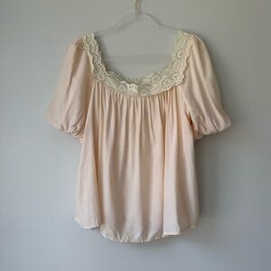 Cream Smocked Puff‎ Sleeve Blouse Sz L NWT